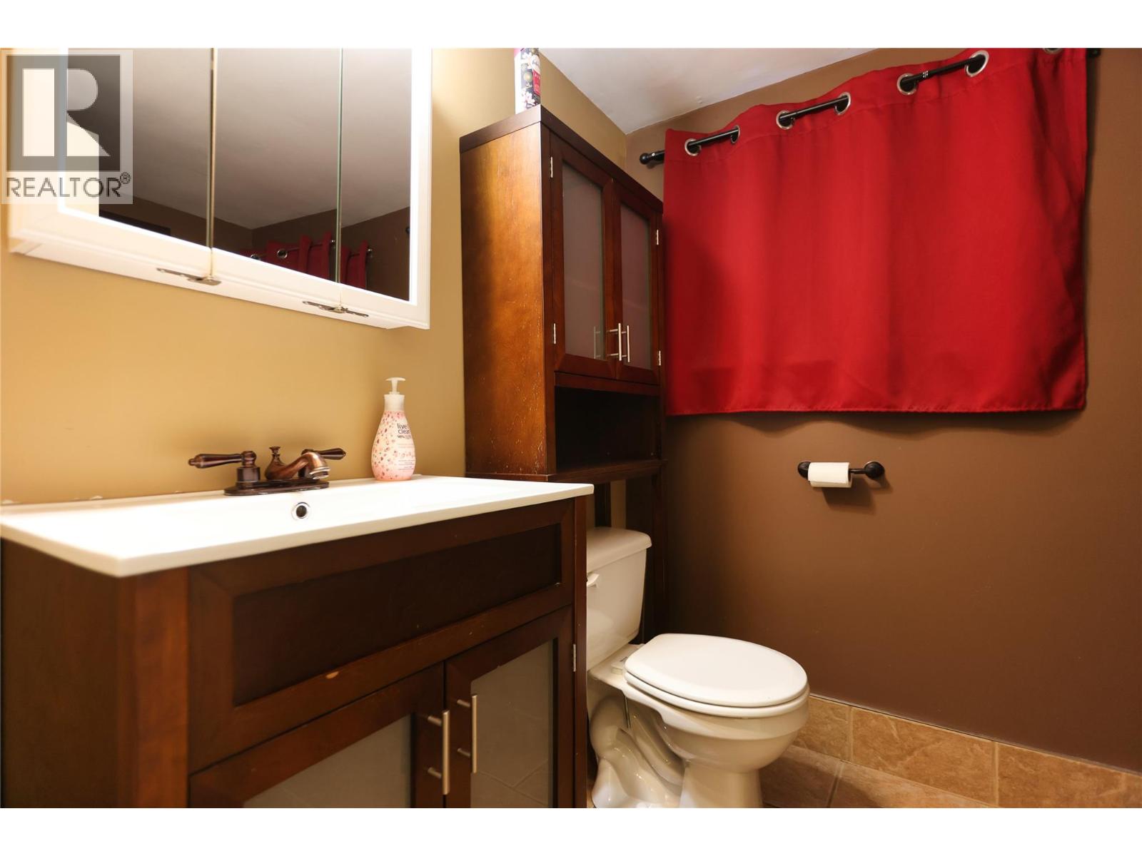 2066 Caughlin Road Property Photo 40