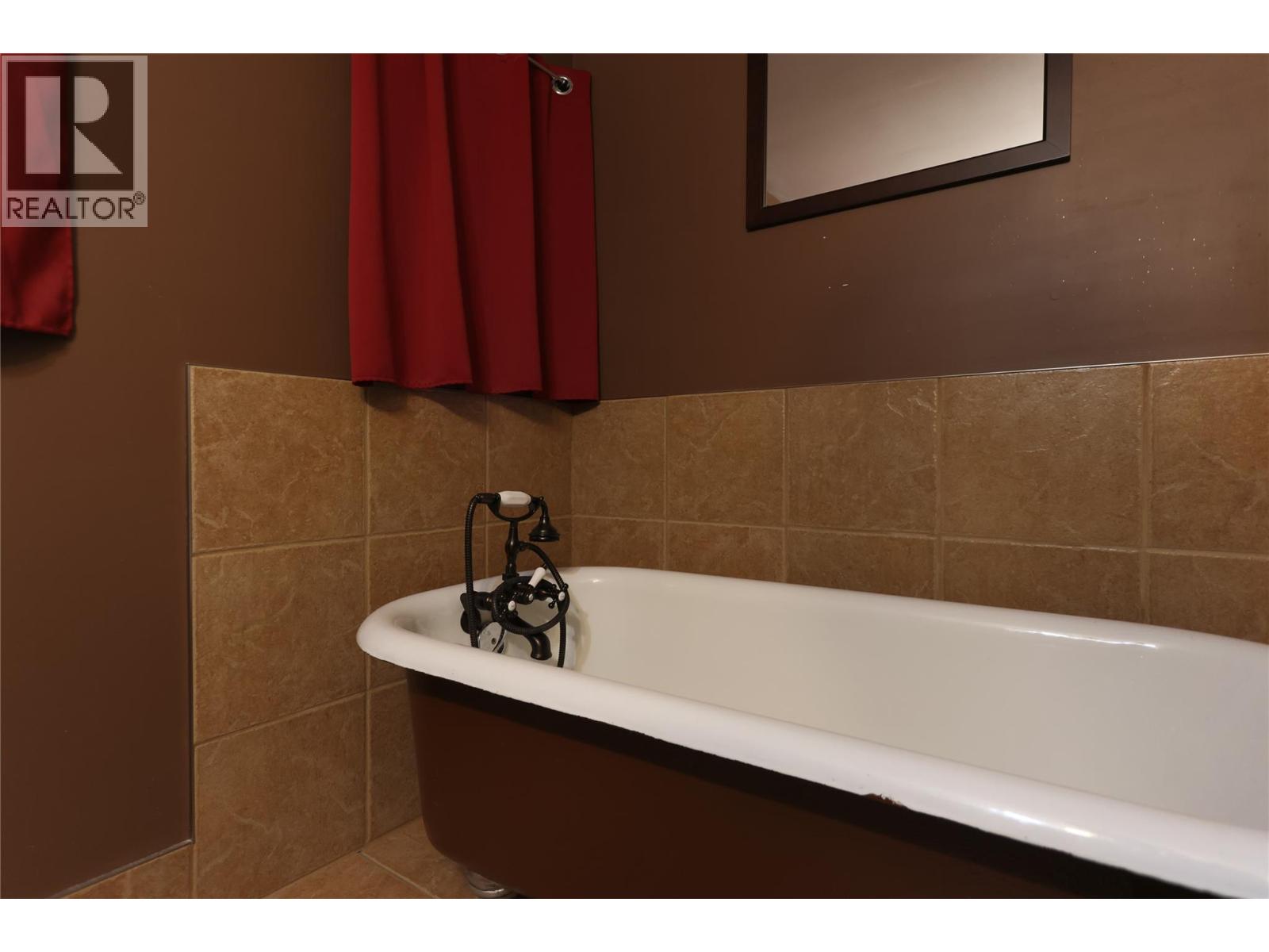 2066 Caughlin Road Property Photo 41