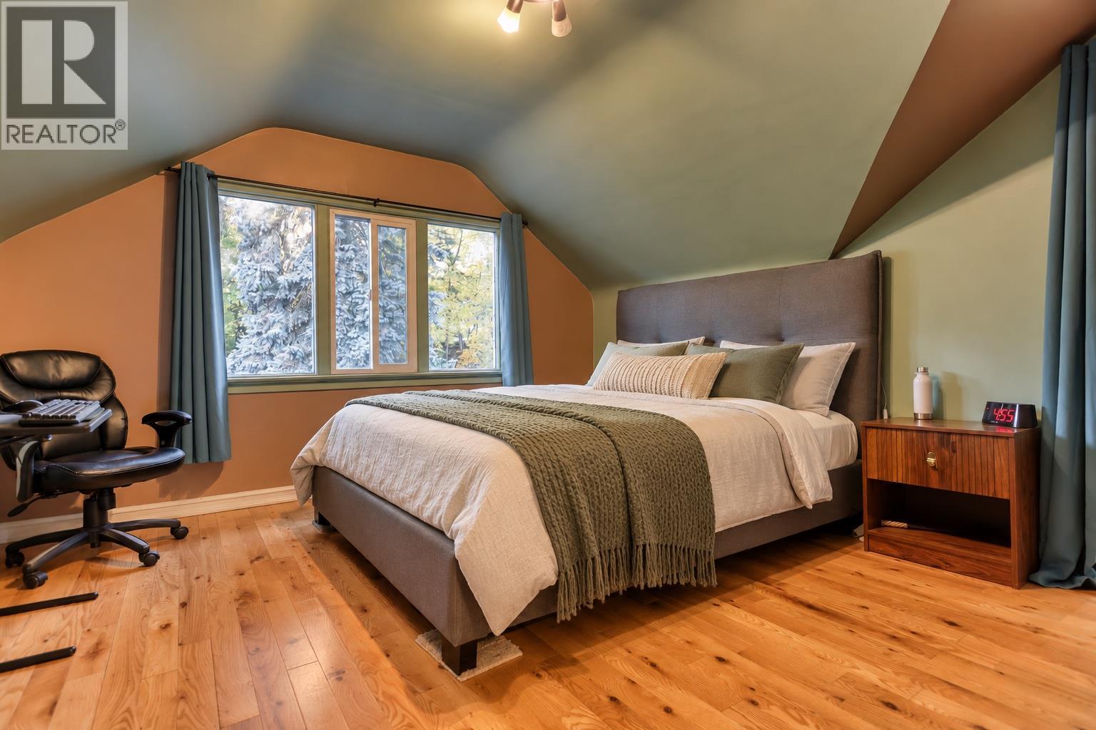 2066 Caughlin Road Property Photo 42