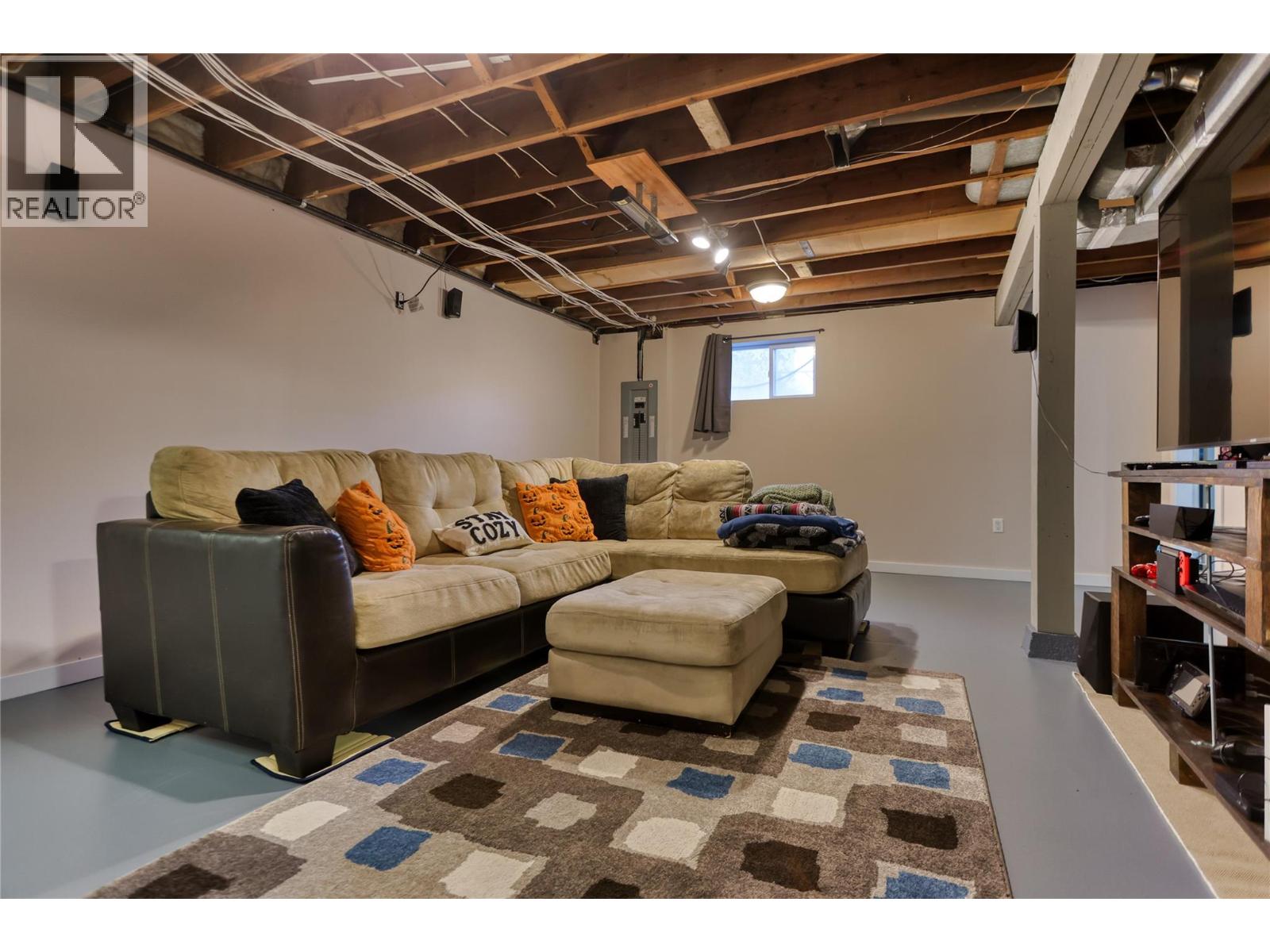 2066 Caughlin Road Property Photo 46