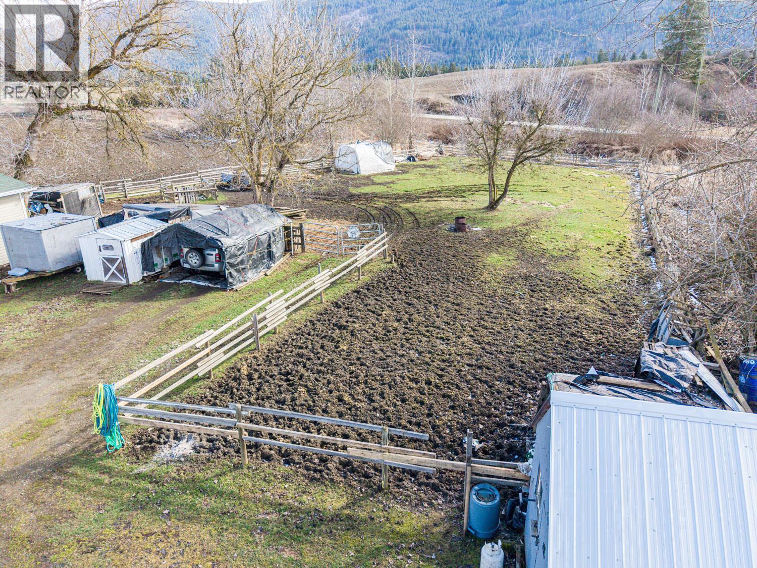 4536 97a Highway Property Photo 5