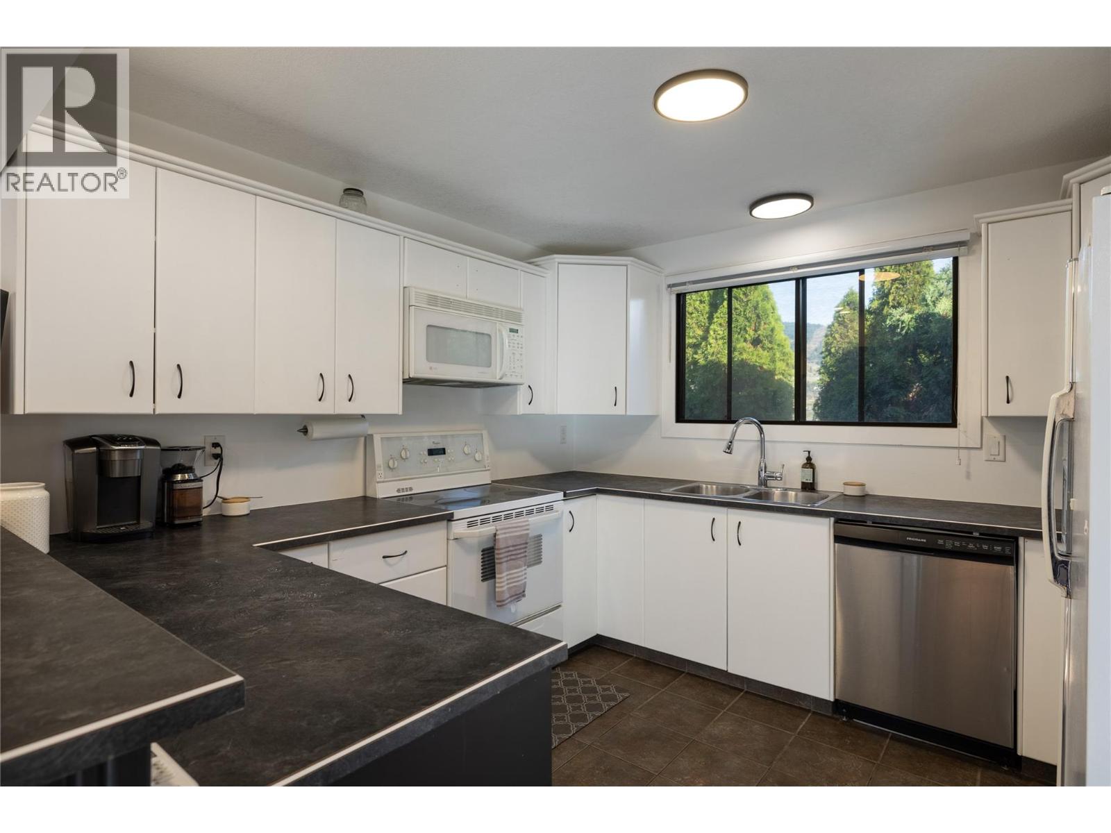152 Lindsay Road Property Photo 30