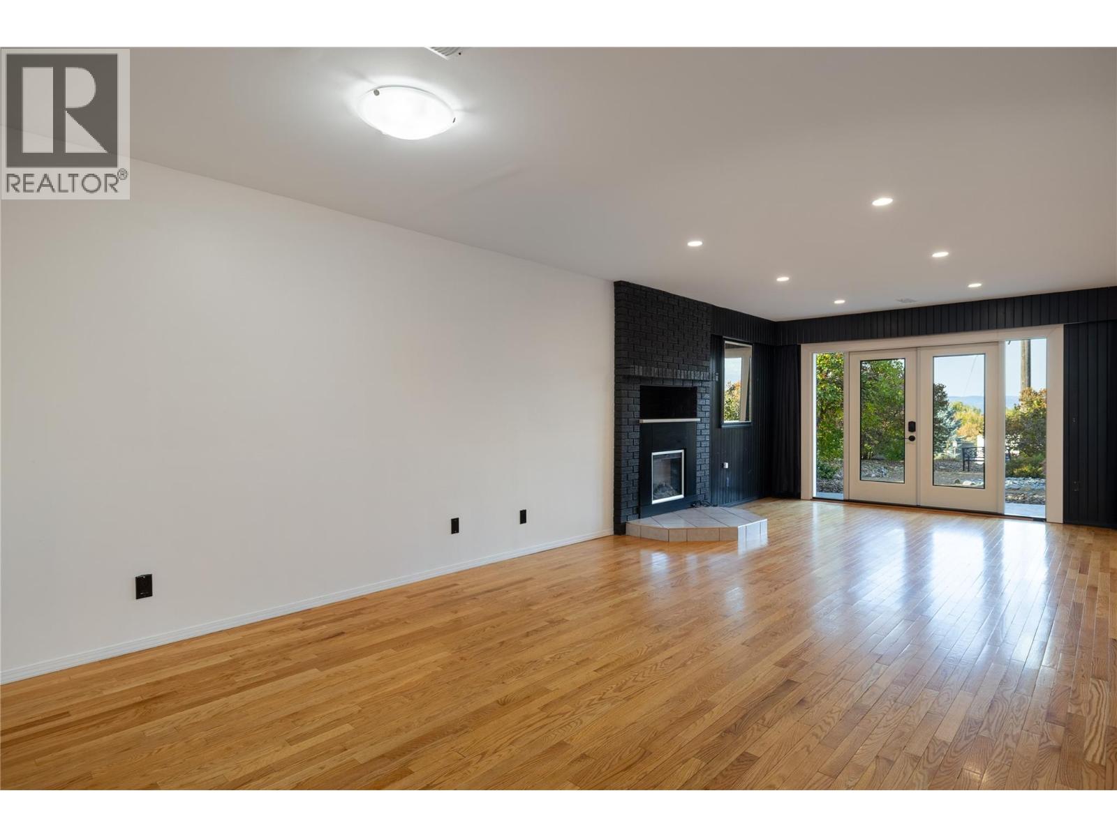 152 Lindsay Road Property Photo 45