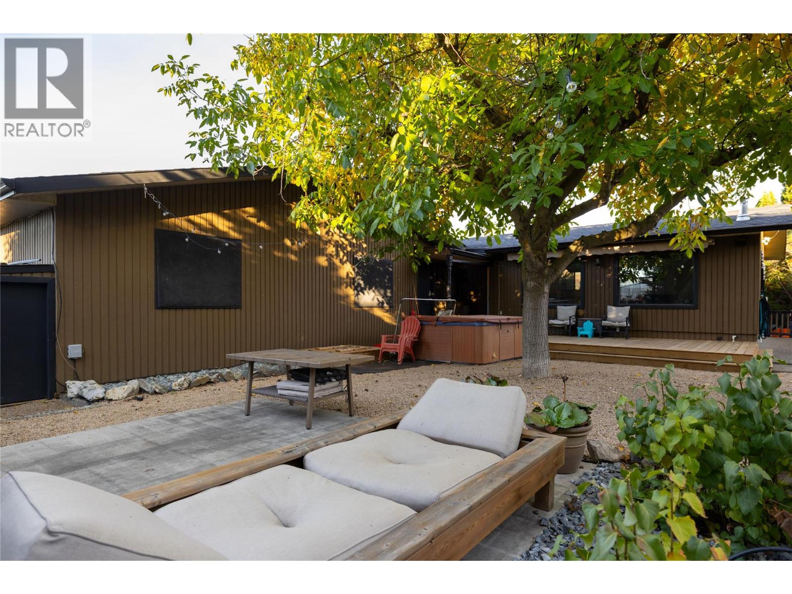 152 Lindsay Road Property Photo 77