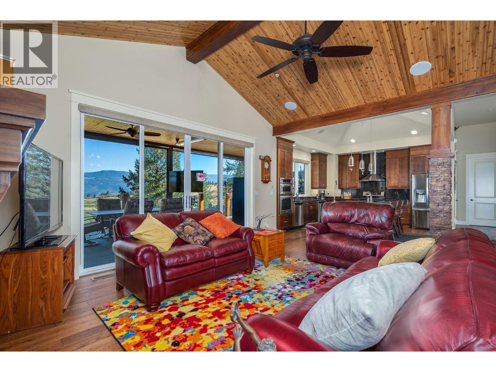 532 Falcon Point Way Property Photo 15