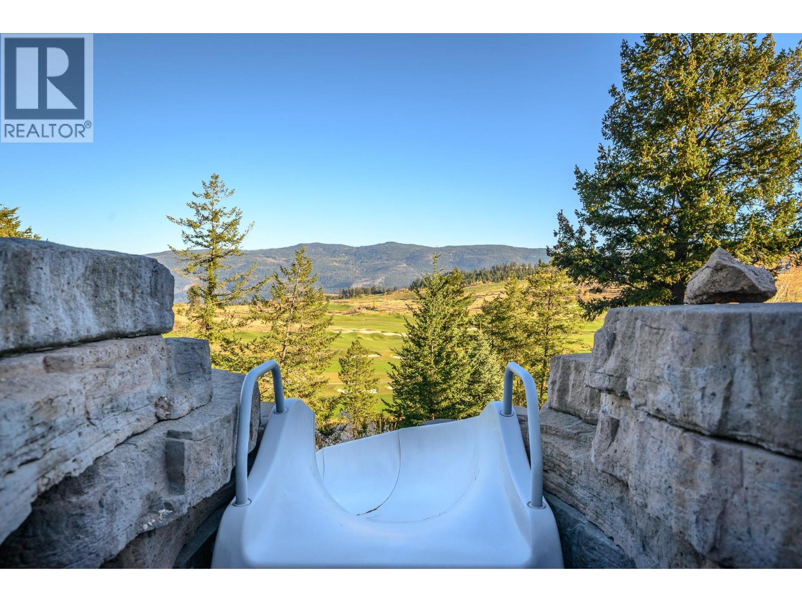 532 Falcon Point Way Property Photo 55