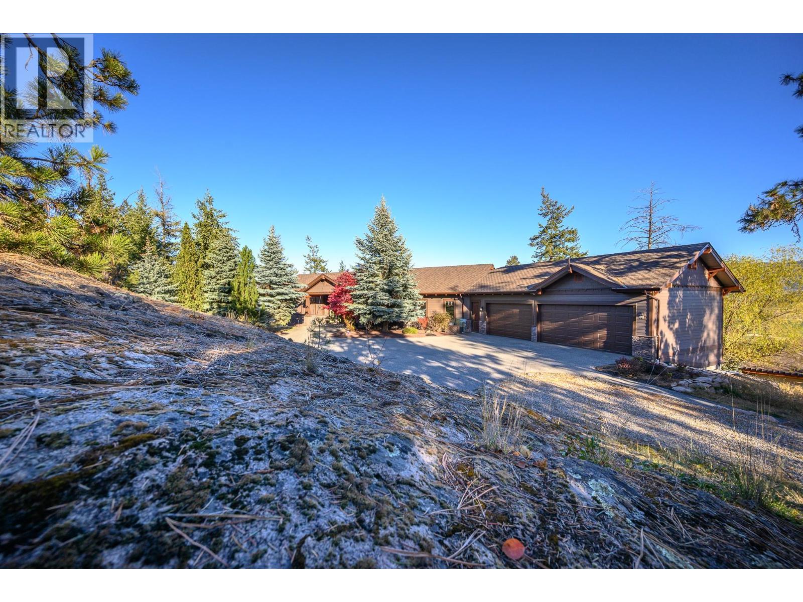 532 Falcon Point Way Property Photo 68
