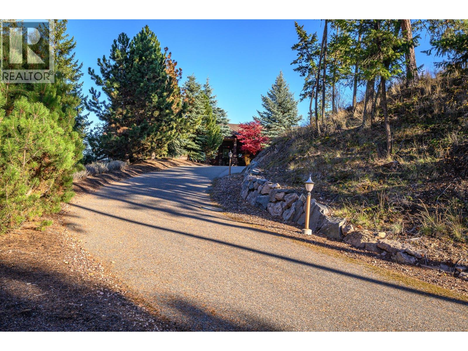 532 Falcon Point Way Property Photo 73