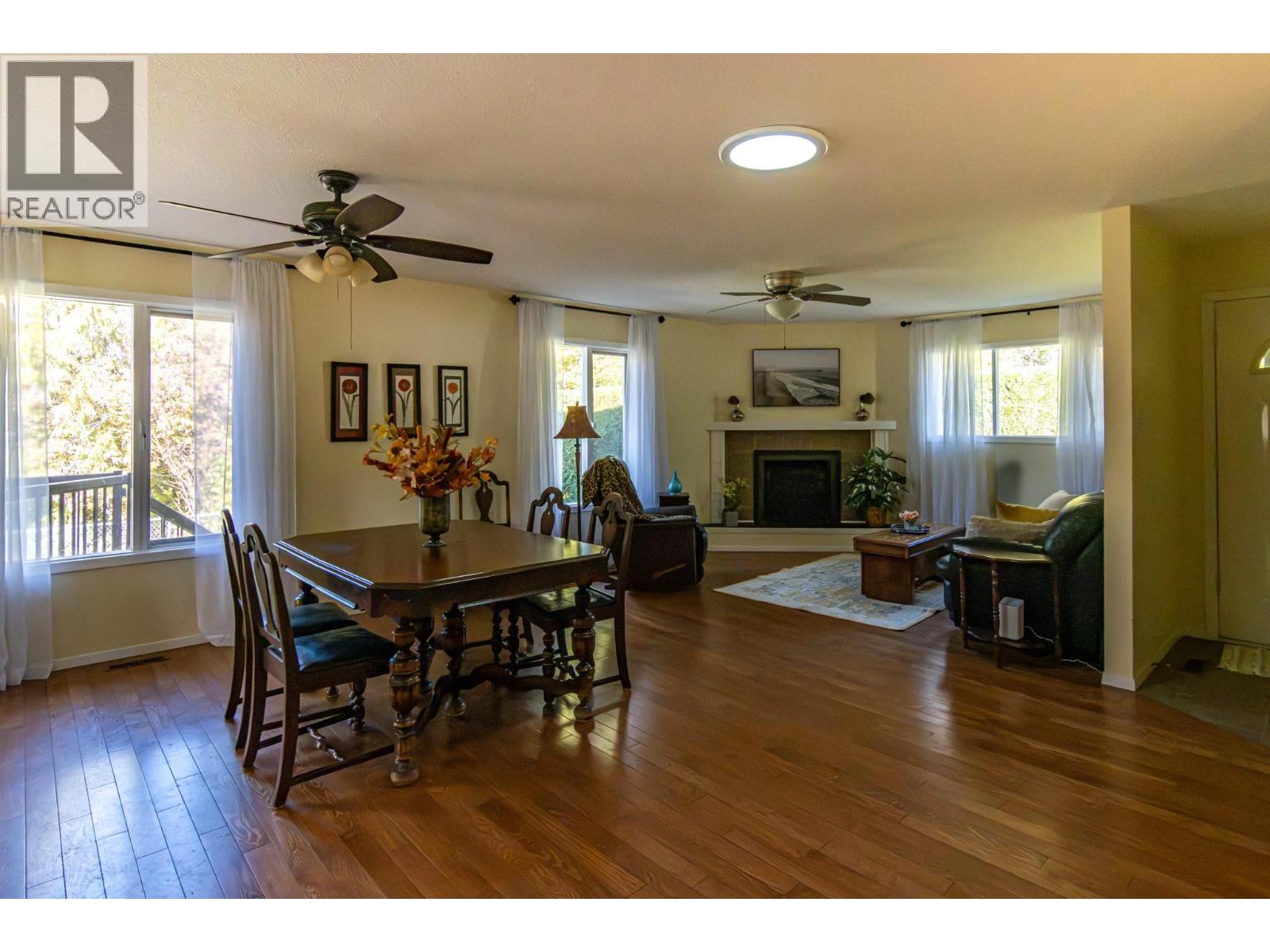 2455 5th Avenue Ne Property Photo 9