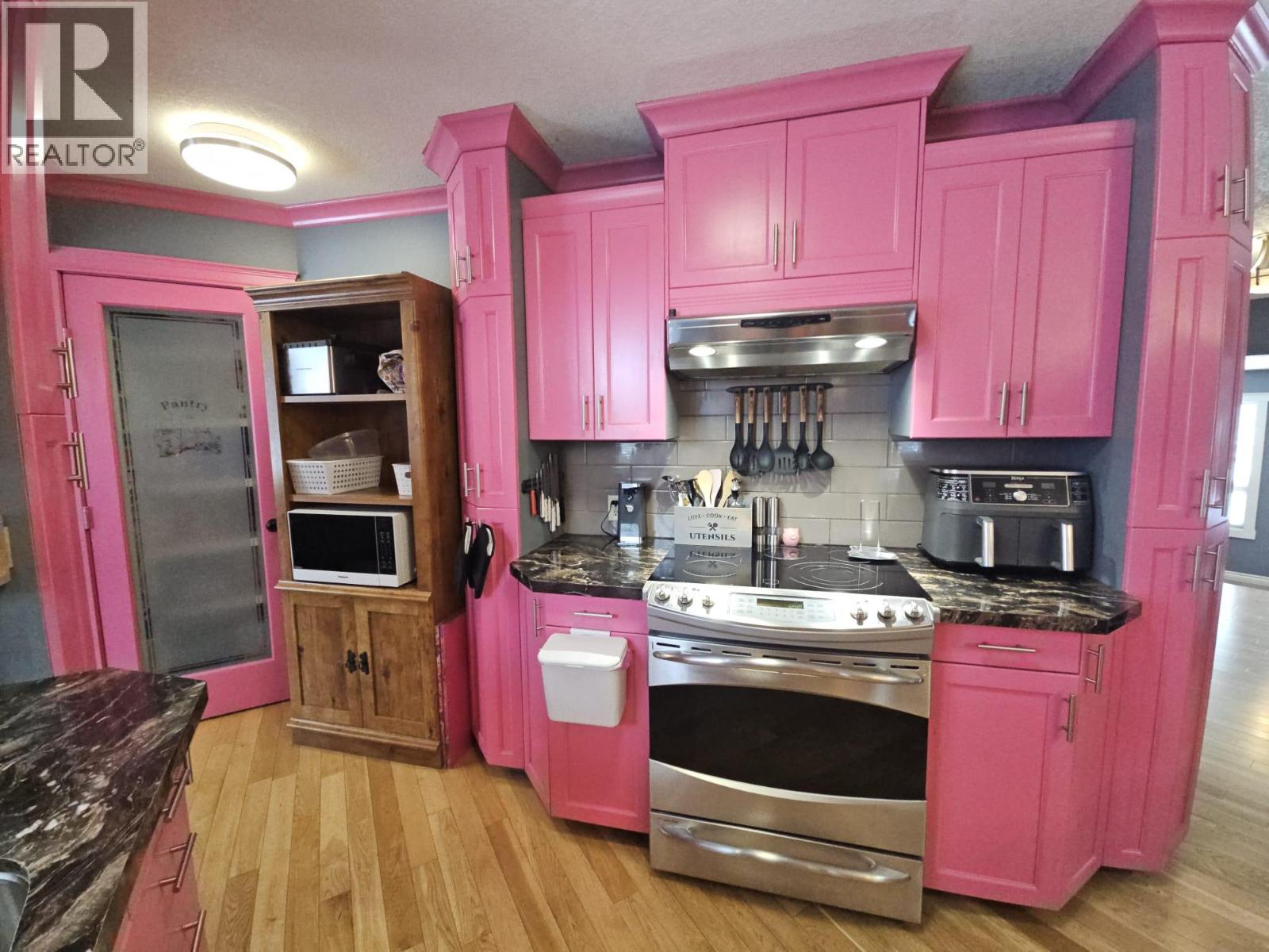 4709 45 Street Ne Property Photo 27