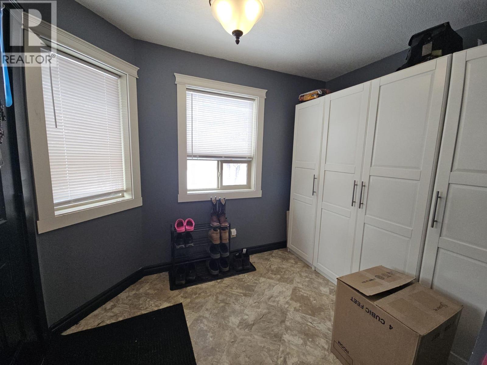 4709 45 Street Ne Property Photo 46