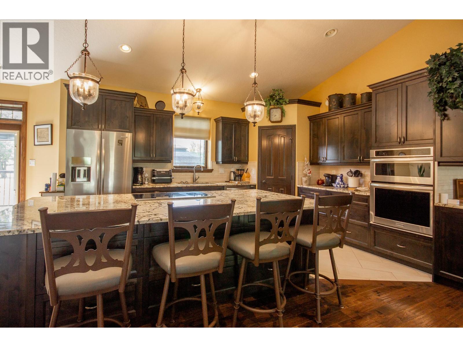 2713 210 Road Property Photo 3