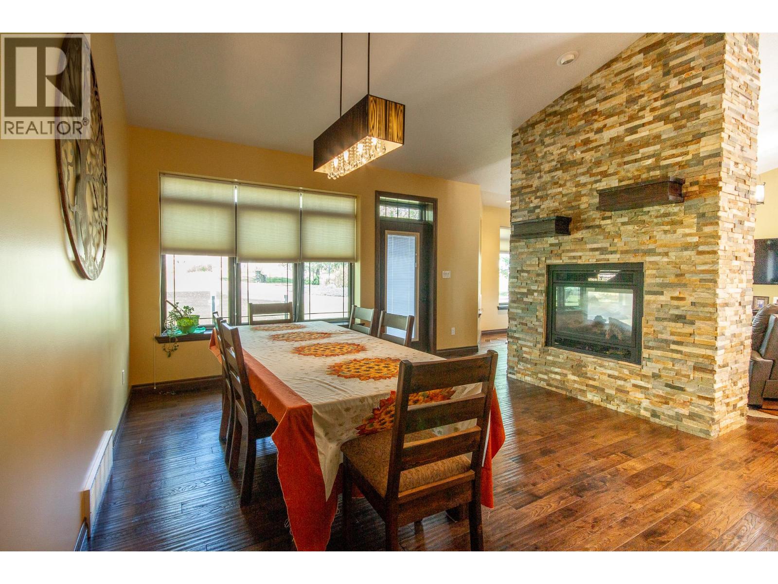 2713 210 Road Property Photo 11