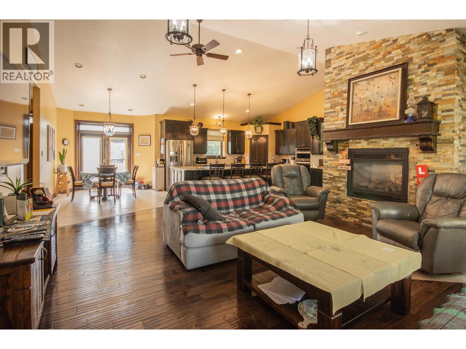 2713 210 Road Property Photo 14