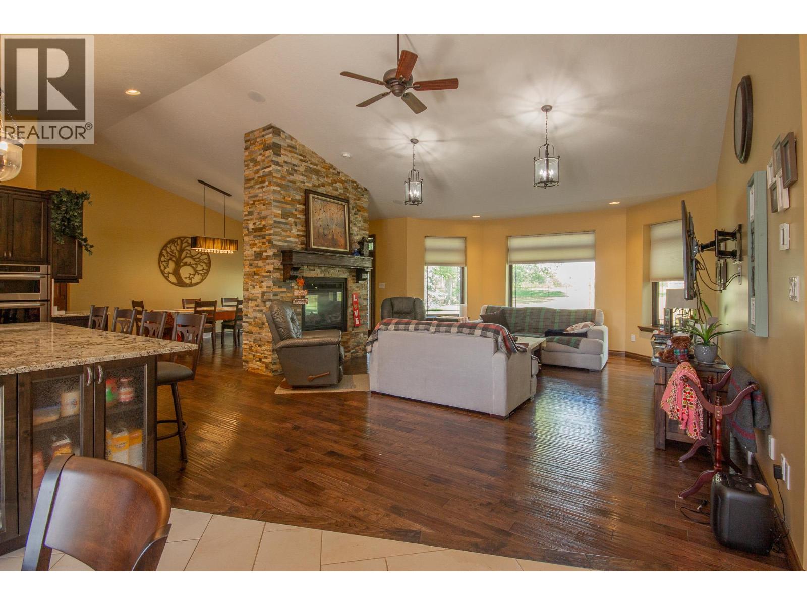2713 210 Road Property Photo 16