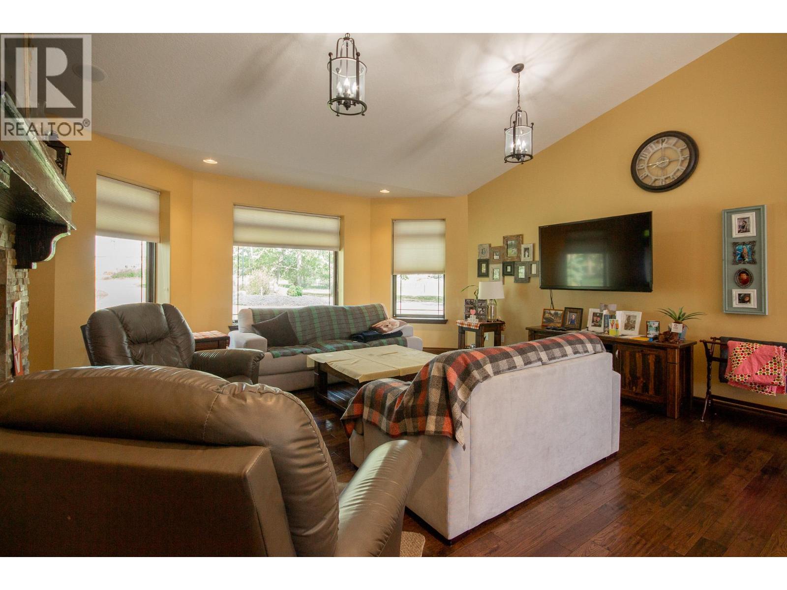 2713 210 Road Property Photo 17