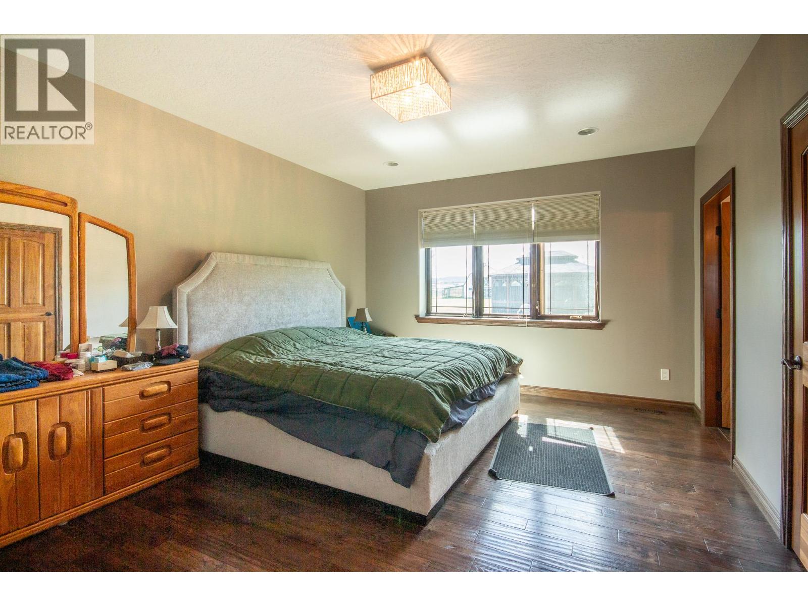 2713 210 Road Property Photo 18