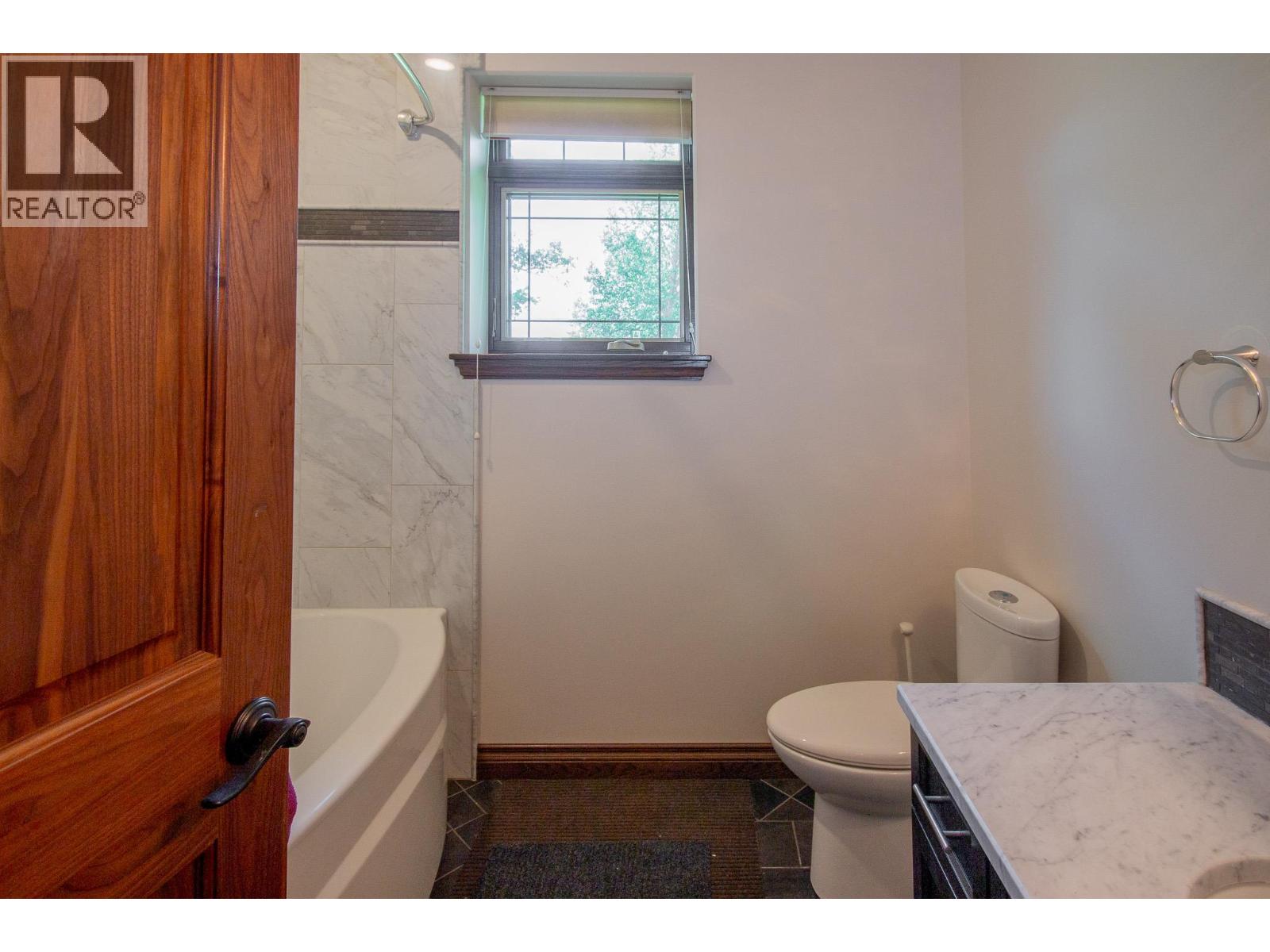 2713 210 Road Property Photo 23