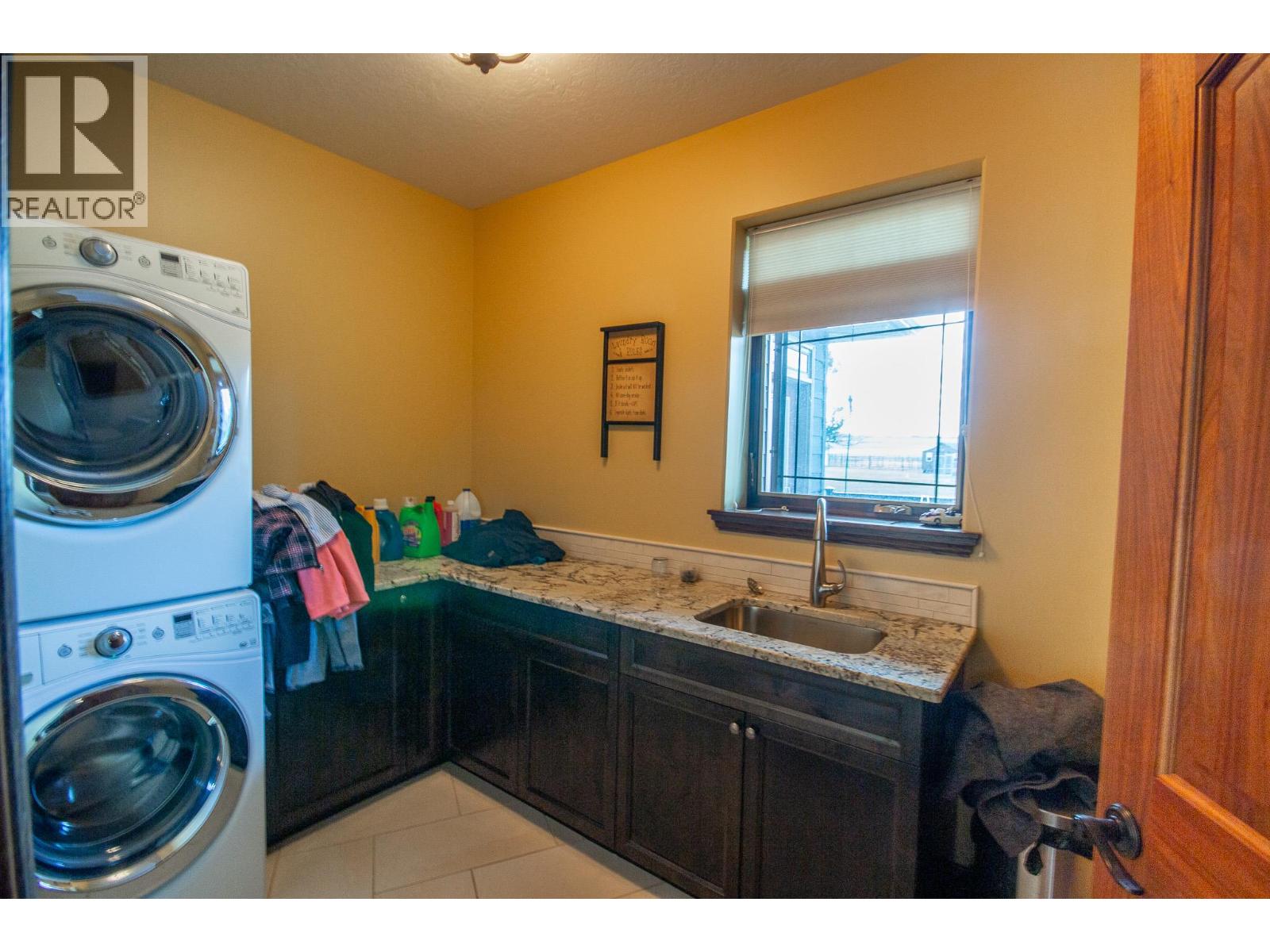 2713 210 Road Property Photo 25