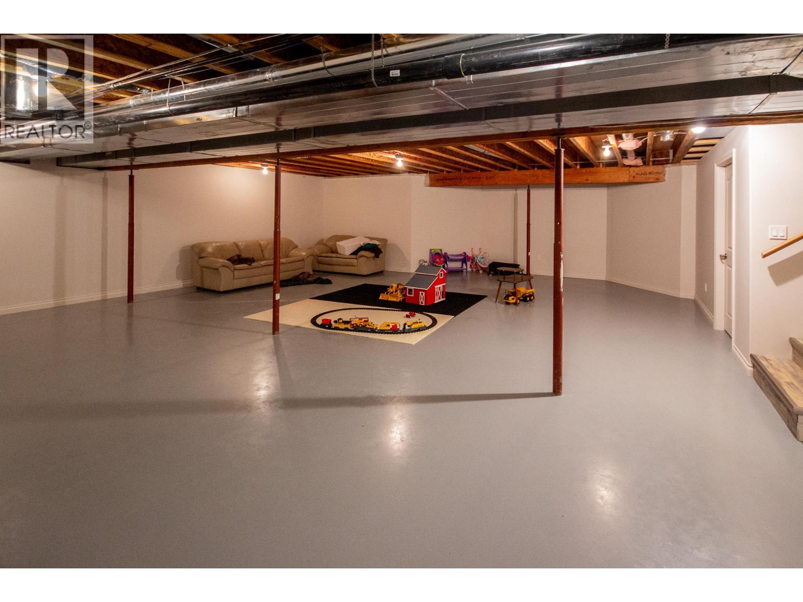 2713 210 Road Property Photo 32
