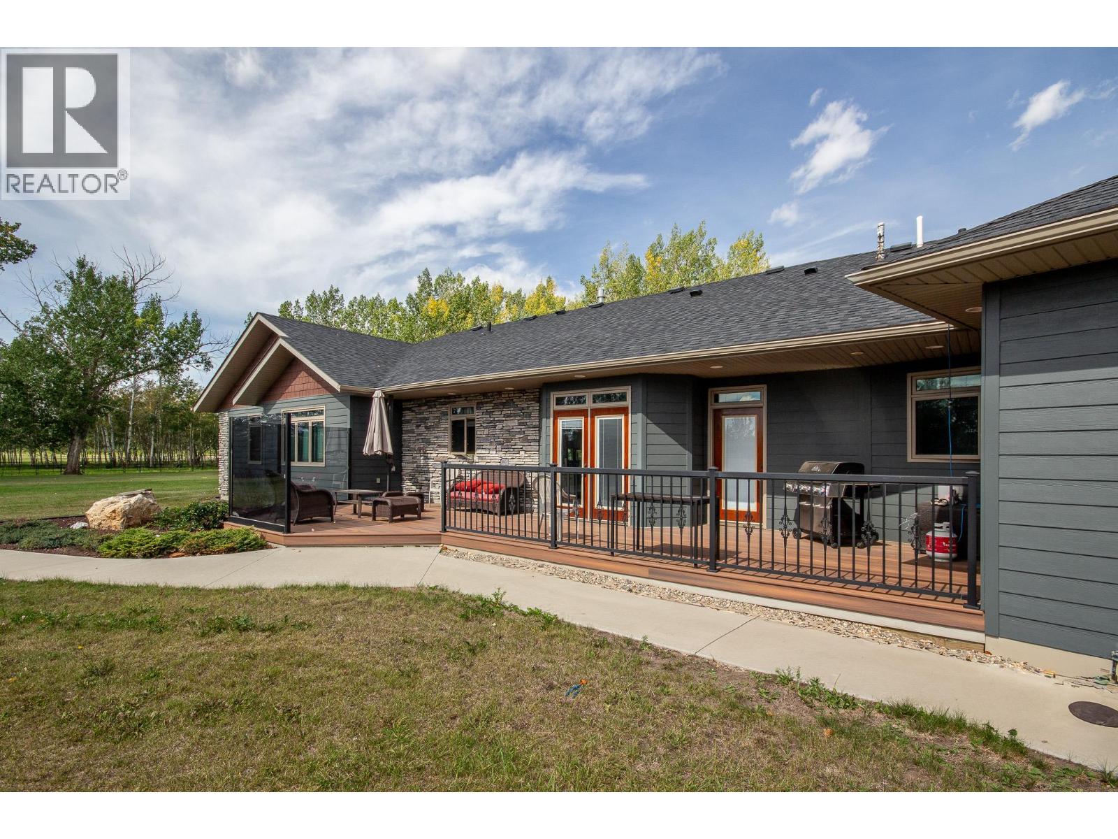 2713 210 Road Property Photo 33