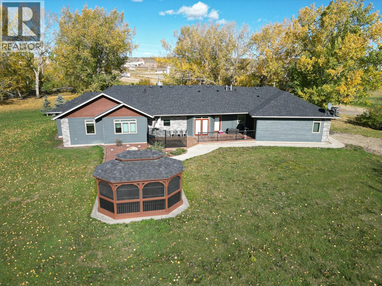 2713 210 Road Property Photo 34