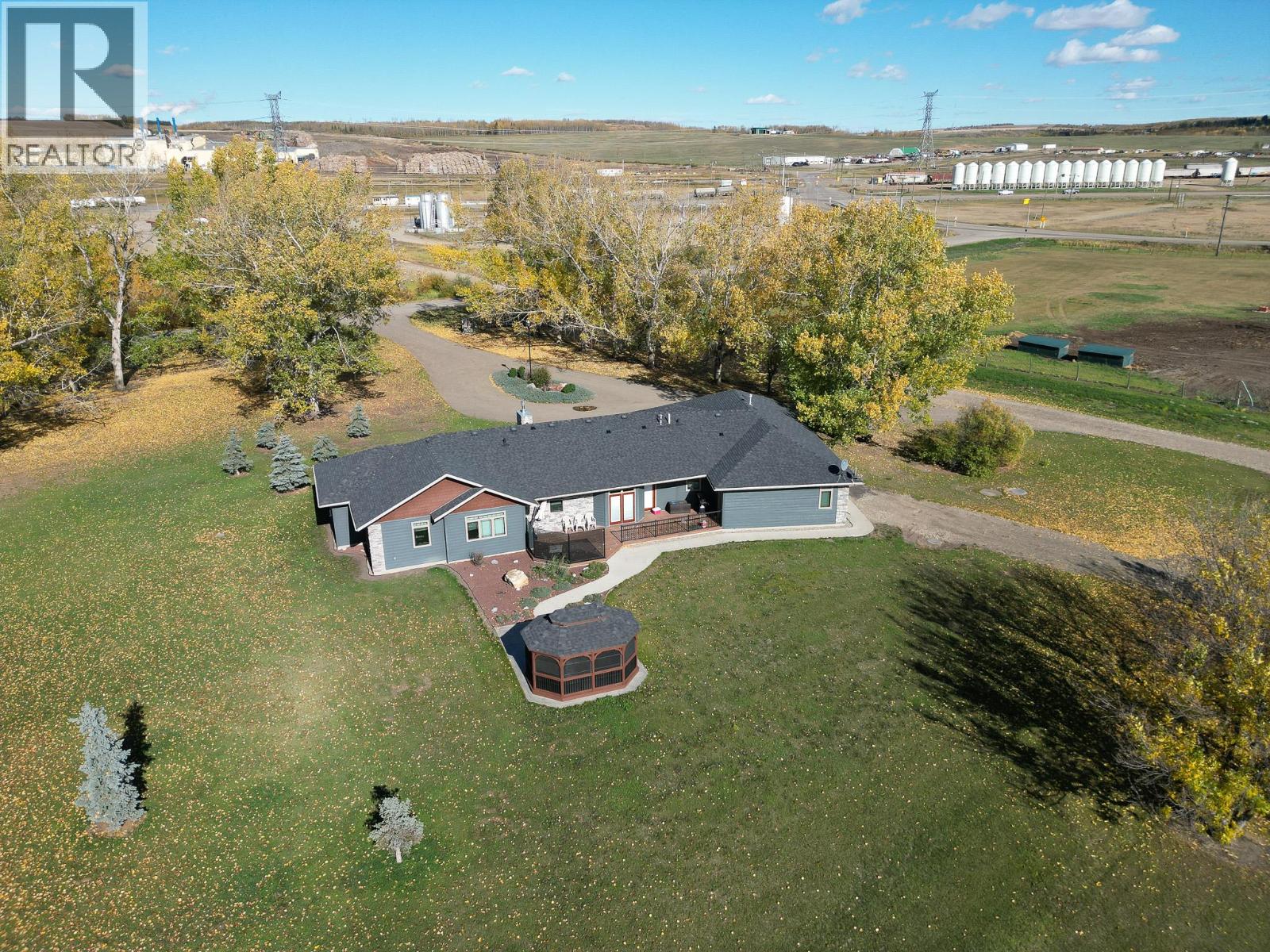 2713 210 Road Property Photo 35