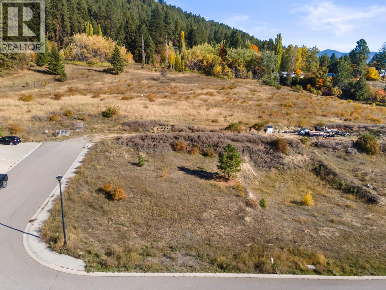 1138 12th Avenue N Property Photo 3