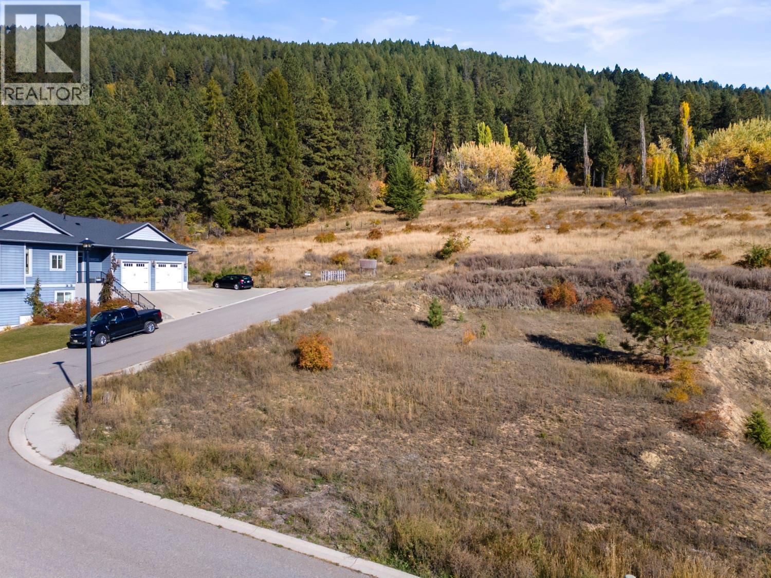 1138 12th Avenue N Property Photo 4