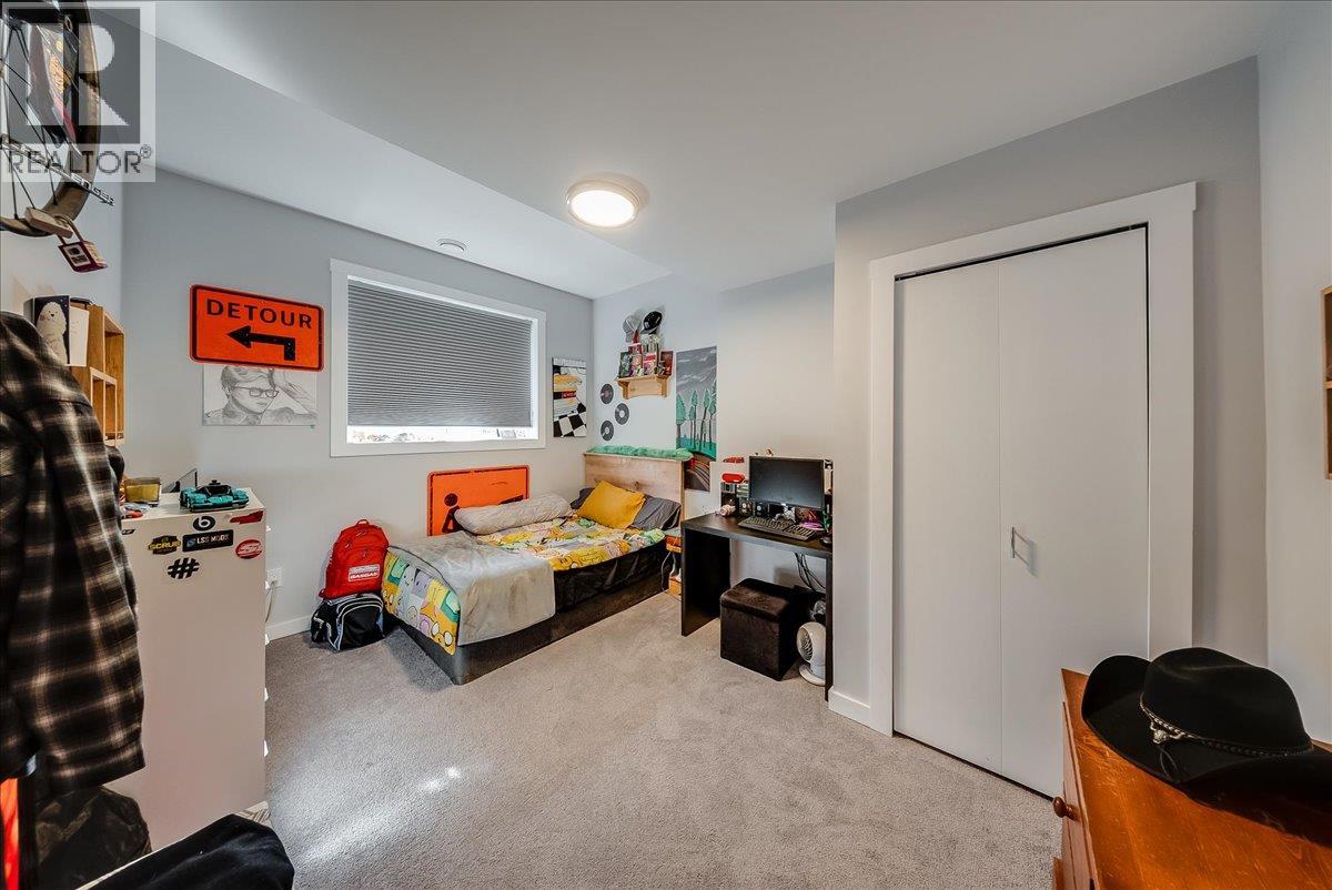 2440 Mcbride Street Property Photo 45