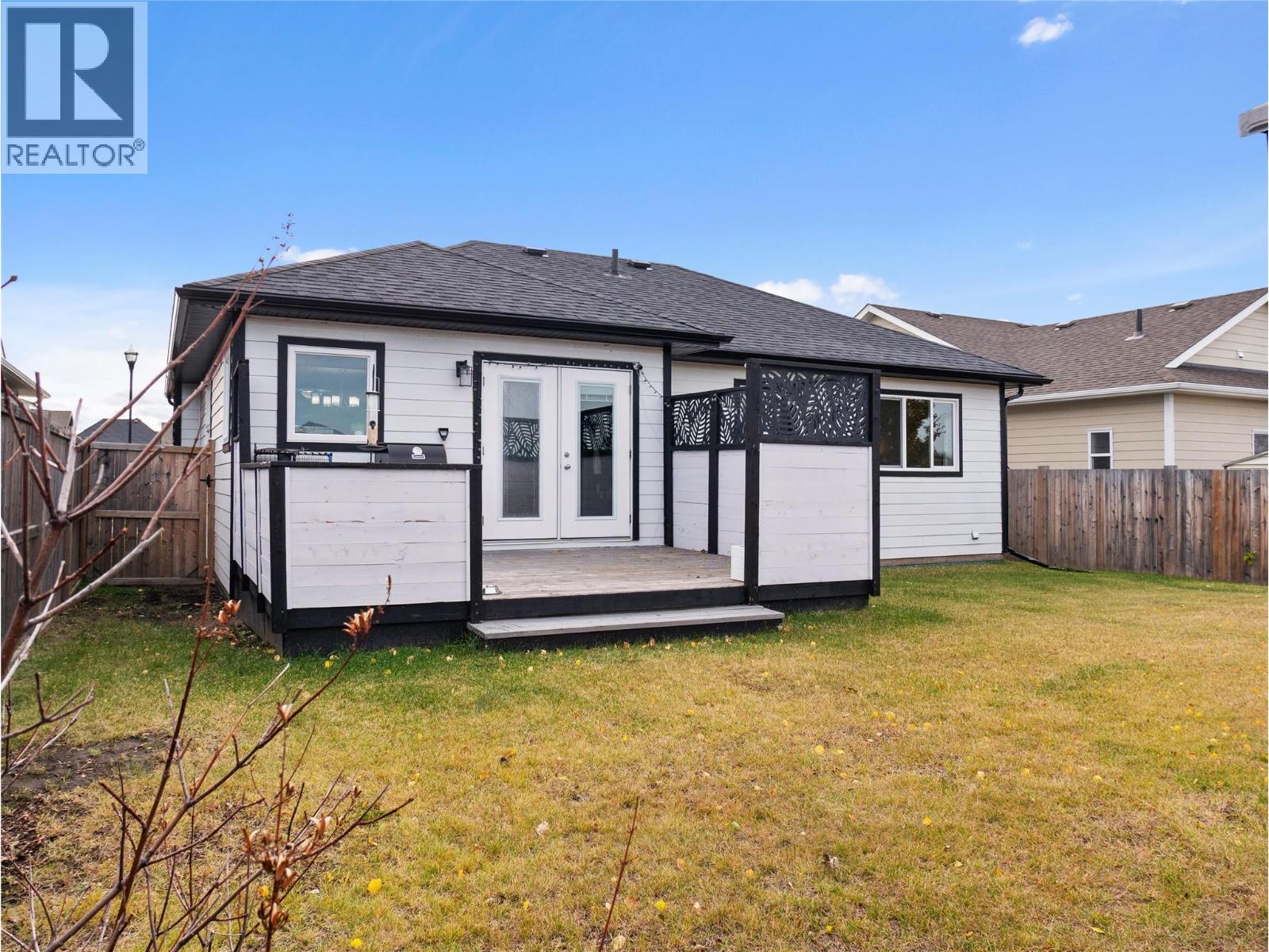 912 88 Avenue Property Photo 11