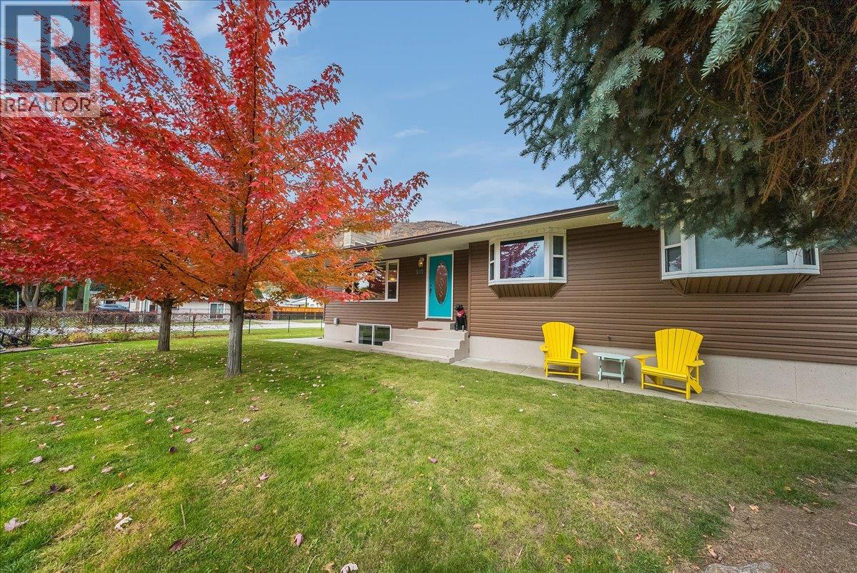 810 10th Avenue Property Photo 45