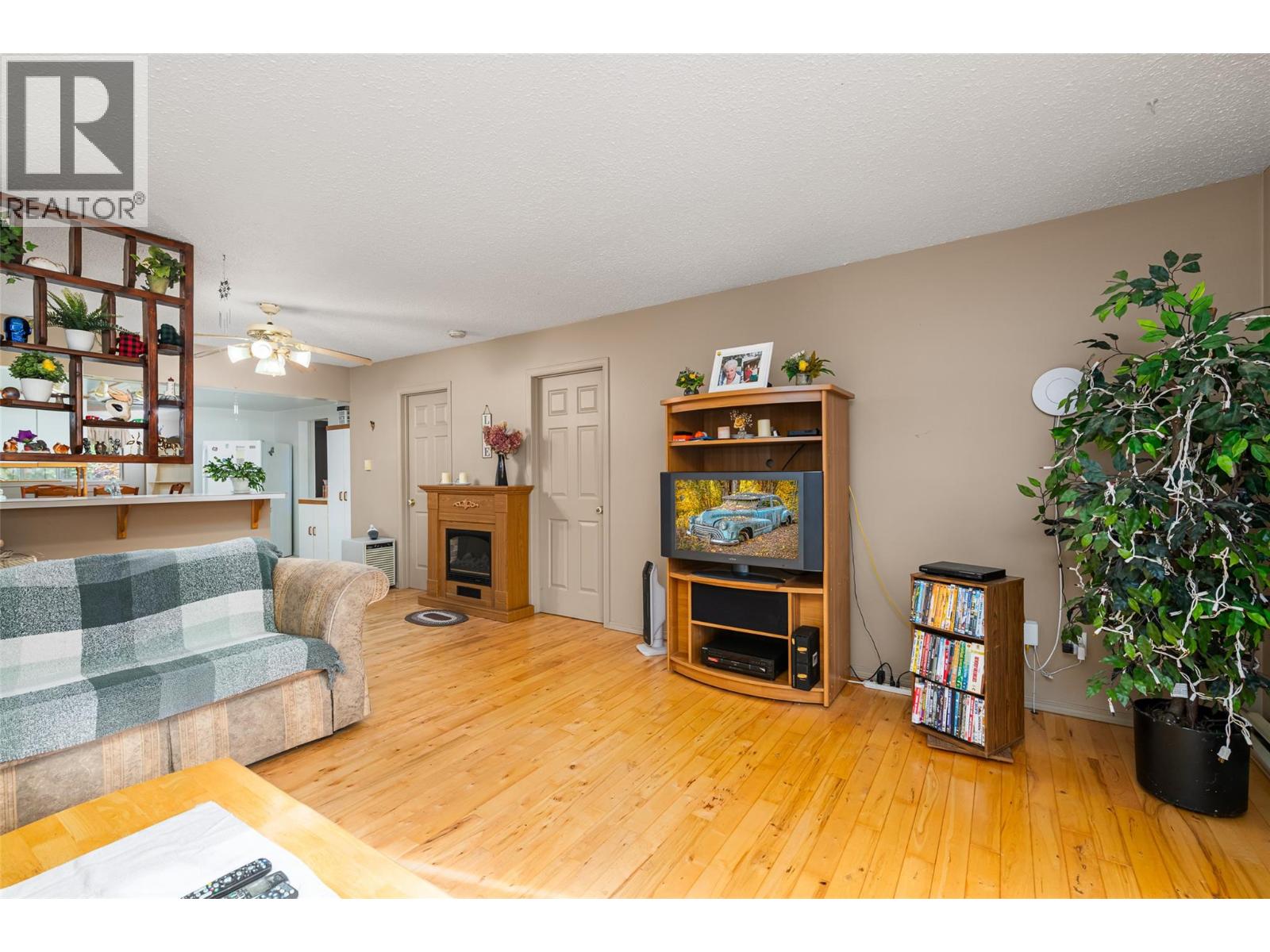 1418 Campbell Avenue Property Photo 15