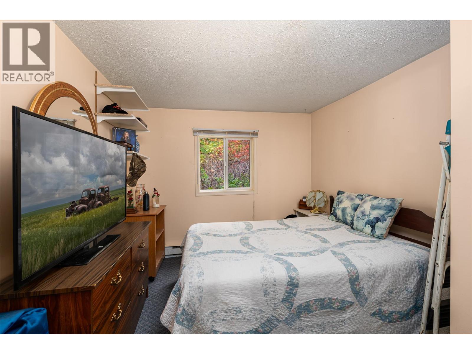 1418 Campbell Avenue Property Photo 21