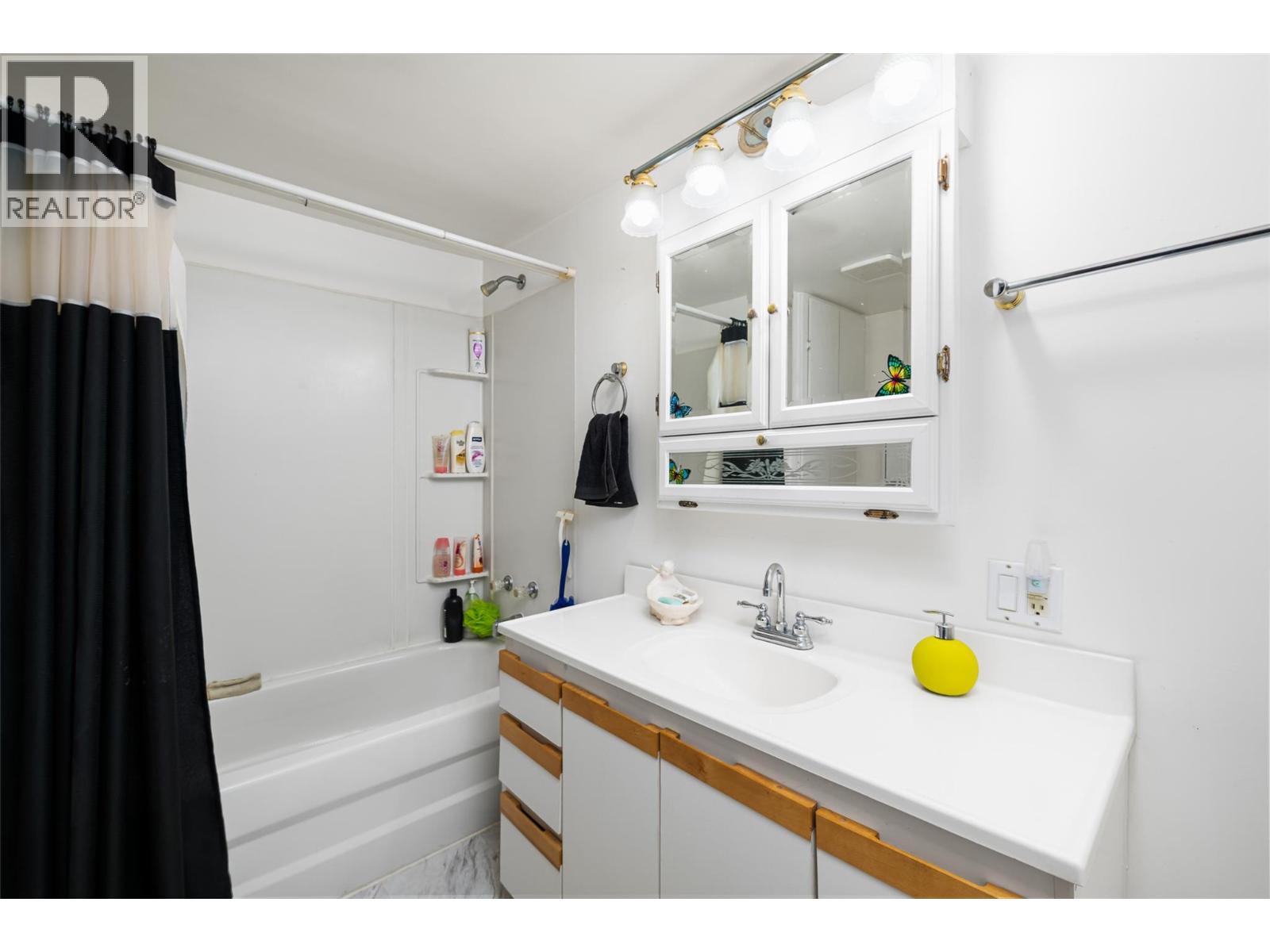 1418 Campbell Avenue Property Photo 22