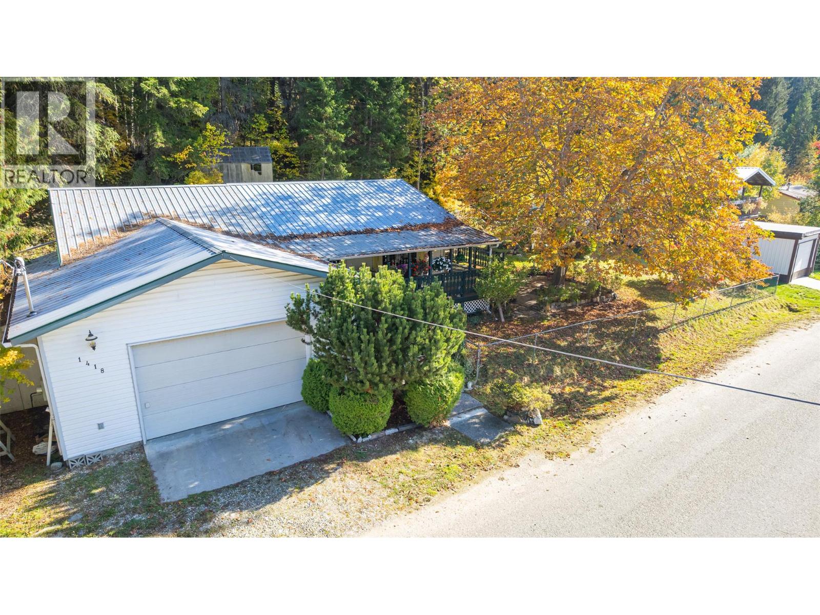 1418 Campbell Avenue Property Photo 33