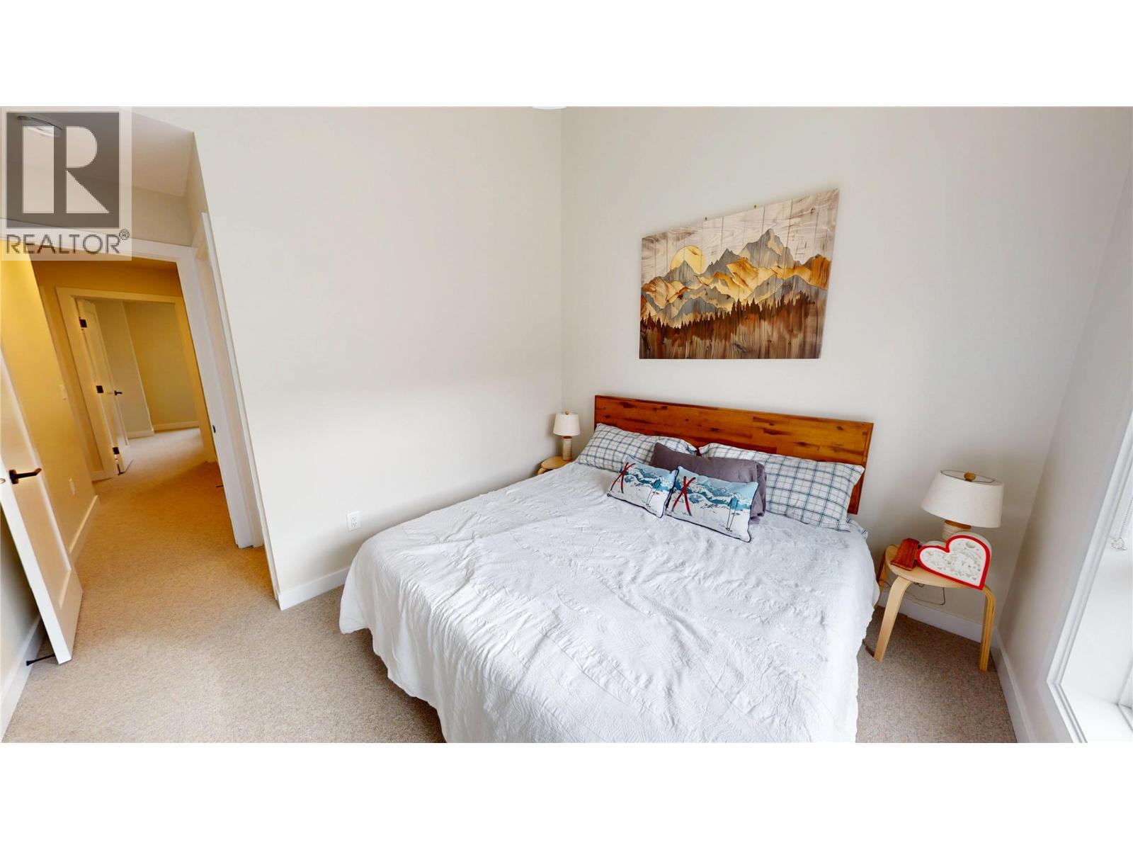 2116 Panorama Drive Unit# 203 Property Photo 25