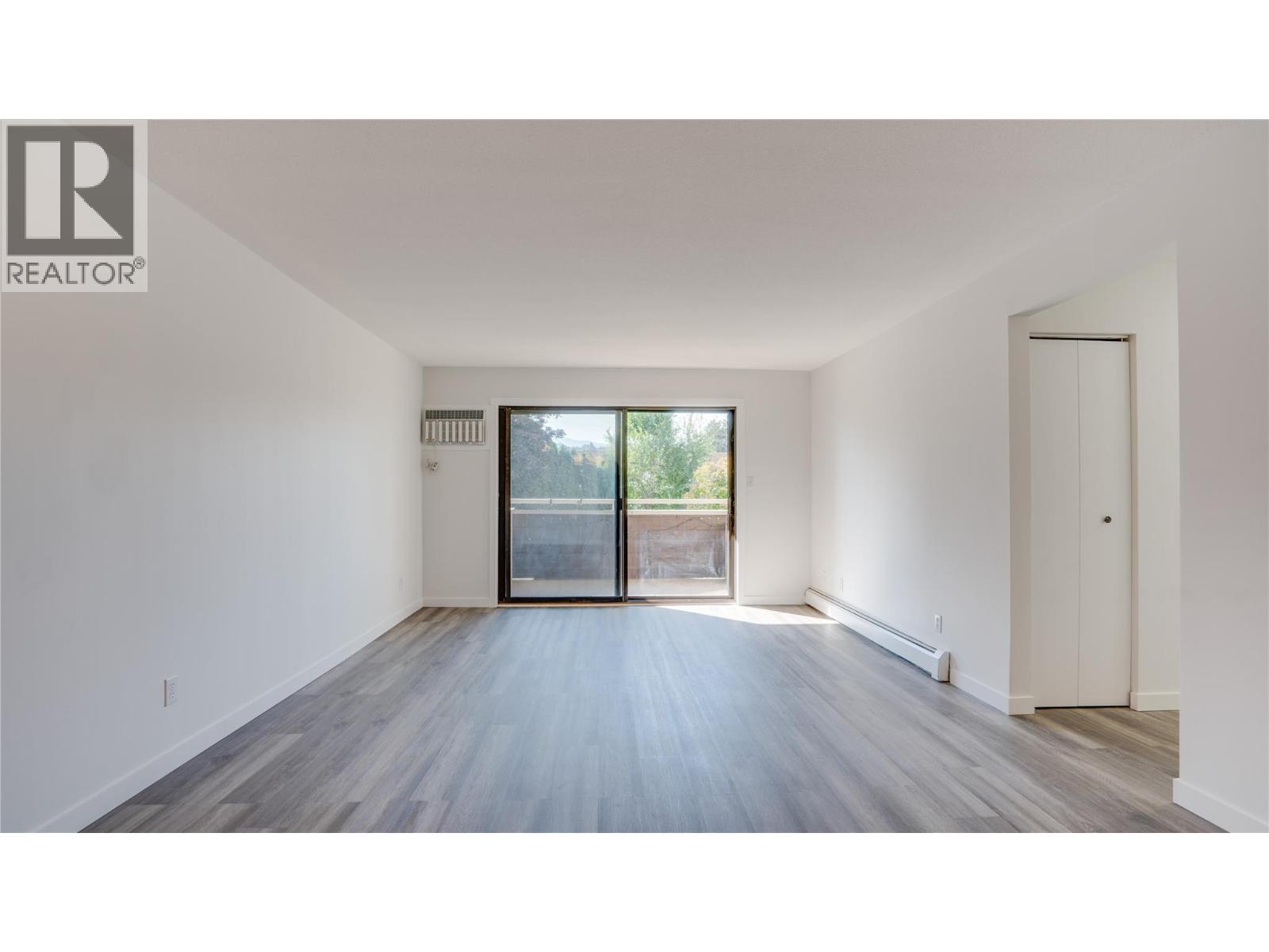 3608 27 Avenue Unit# 105 Property Photo 5