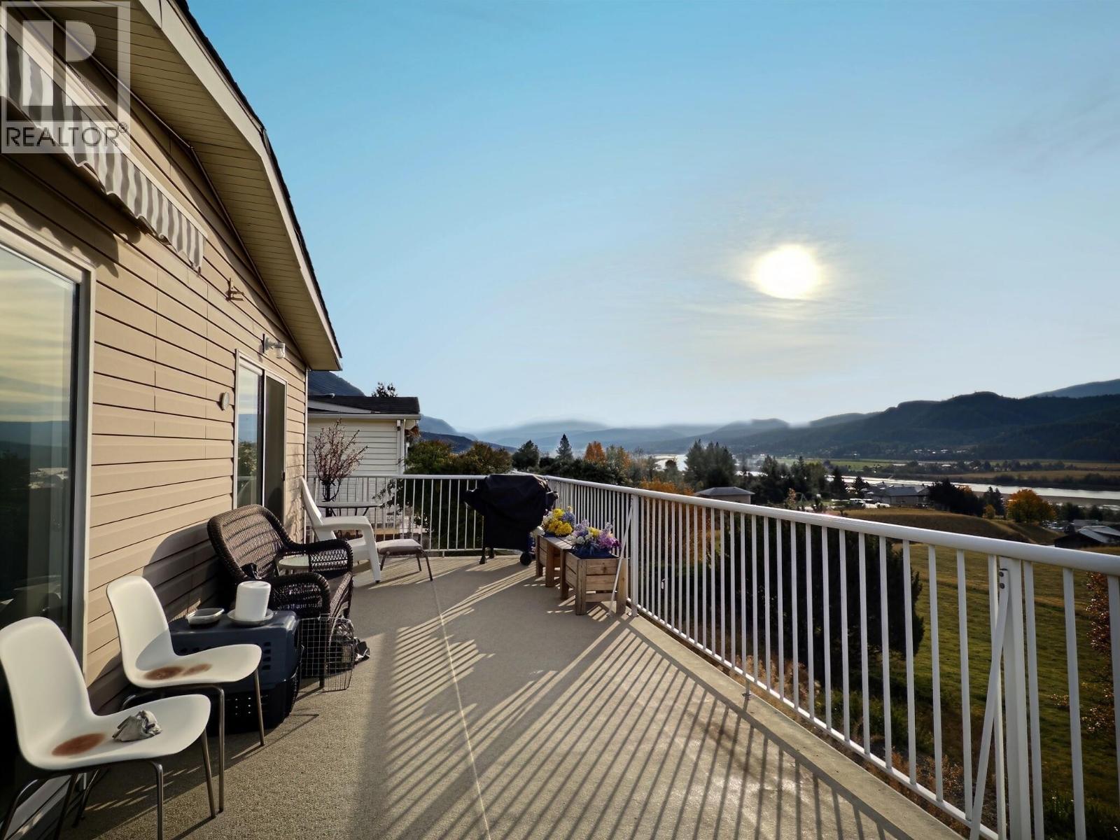 3099 Shuswap E Road Unit# 6 Property Photo 4