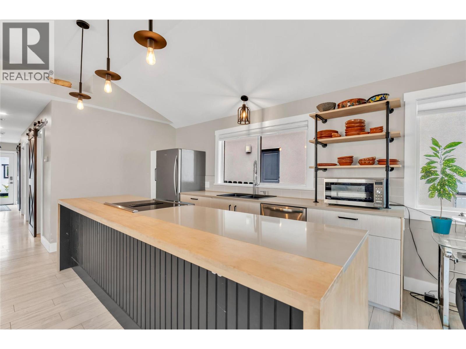 448 Caribou Street Property Photo 18