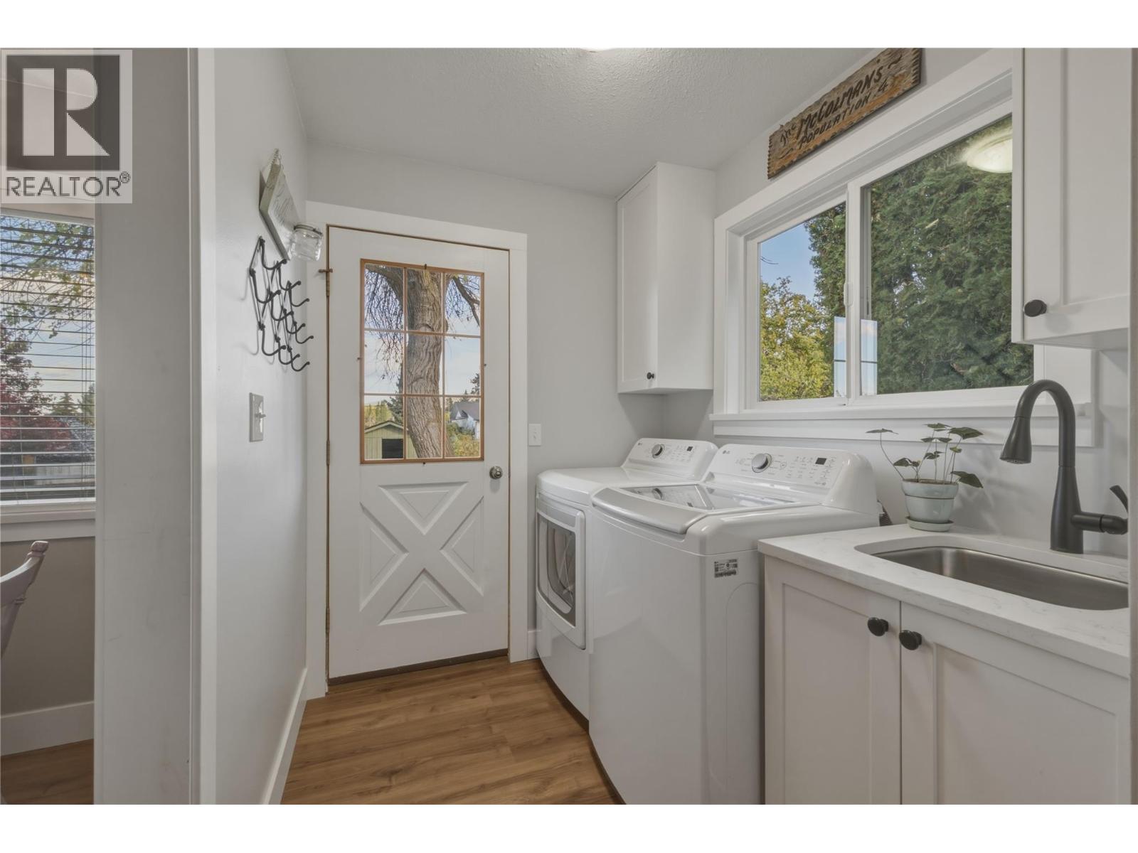 4850 Chatham Road Property Photo 14