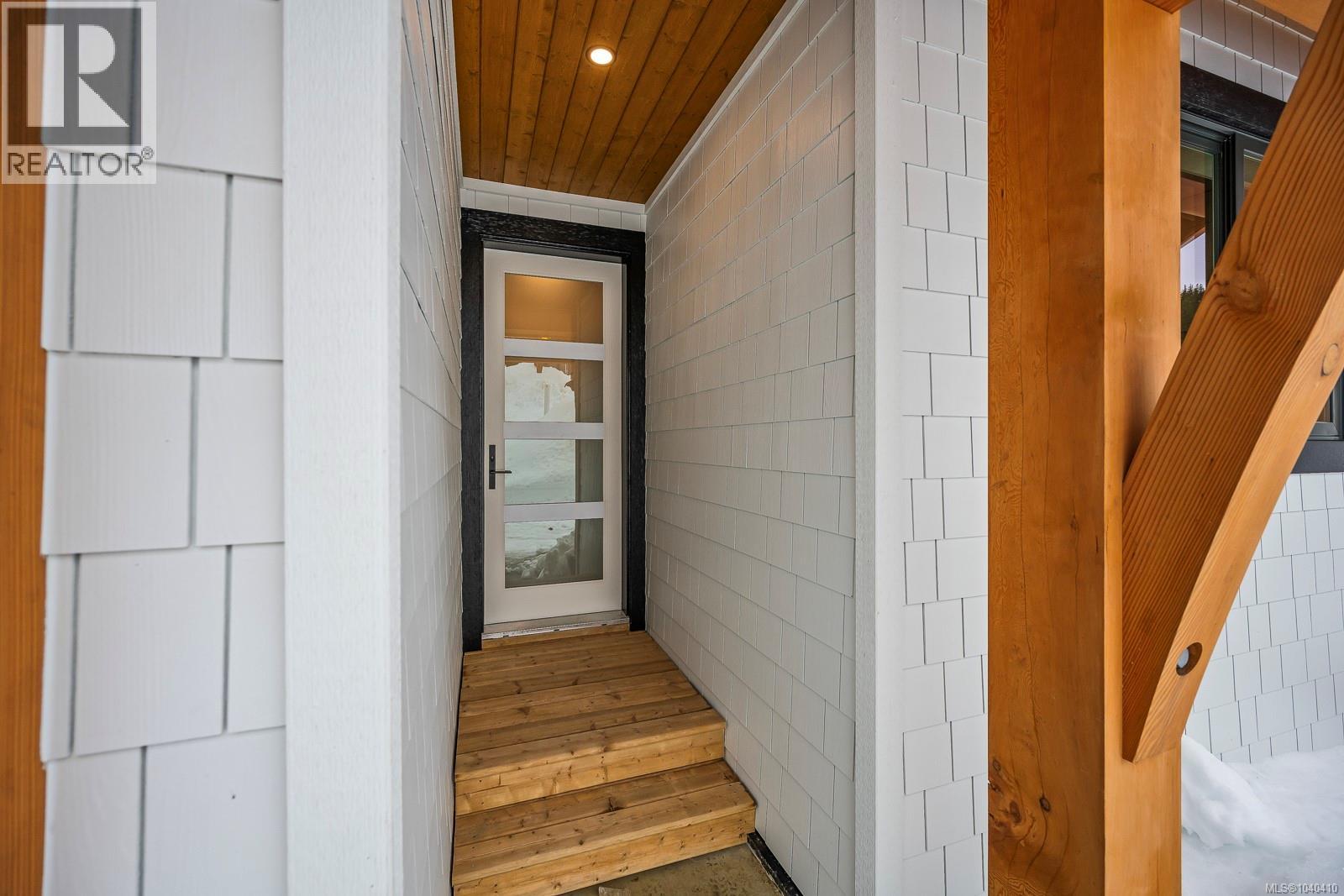 455 Arrowsmith Ridge Property Photo 13