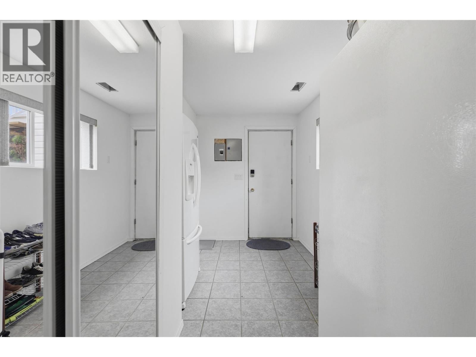 851 Sumac Place Property Photo 28