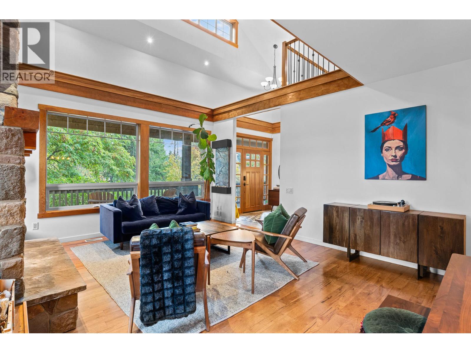 478 Okaview Road Property Photo 11