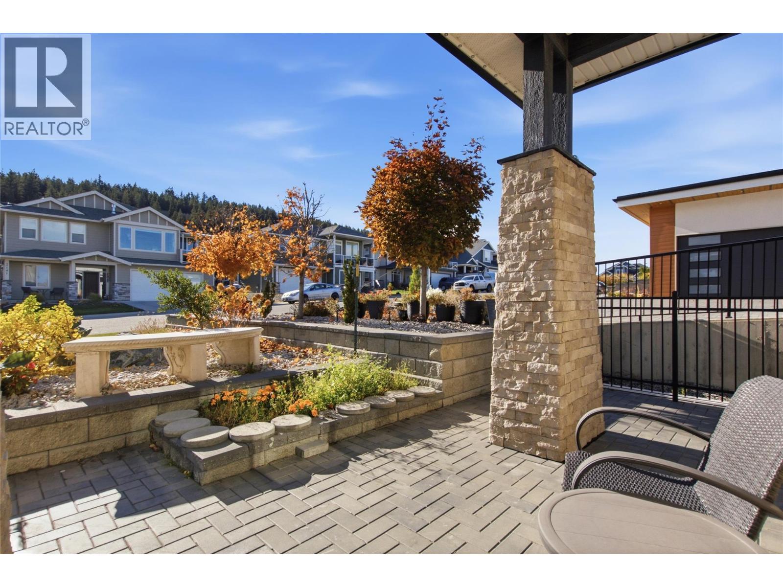 2166 Crosshill Drive Property Photo 3
