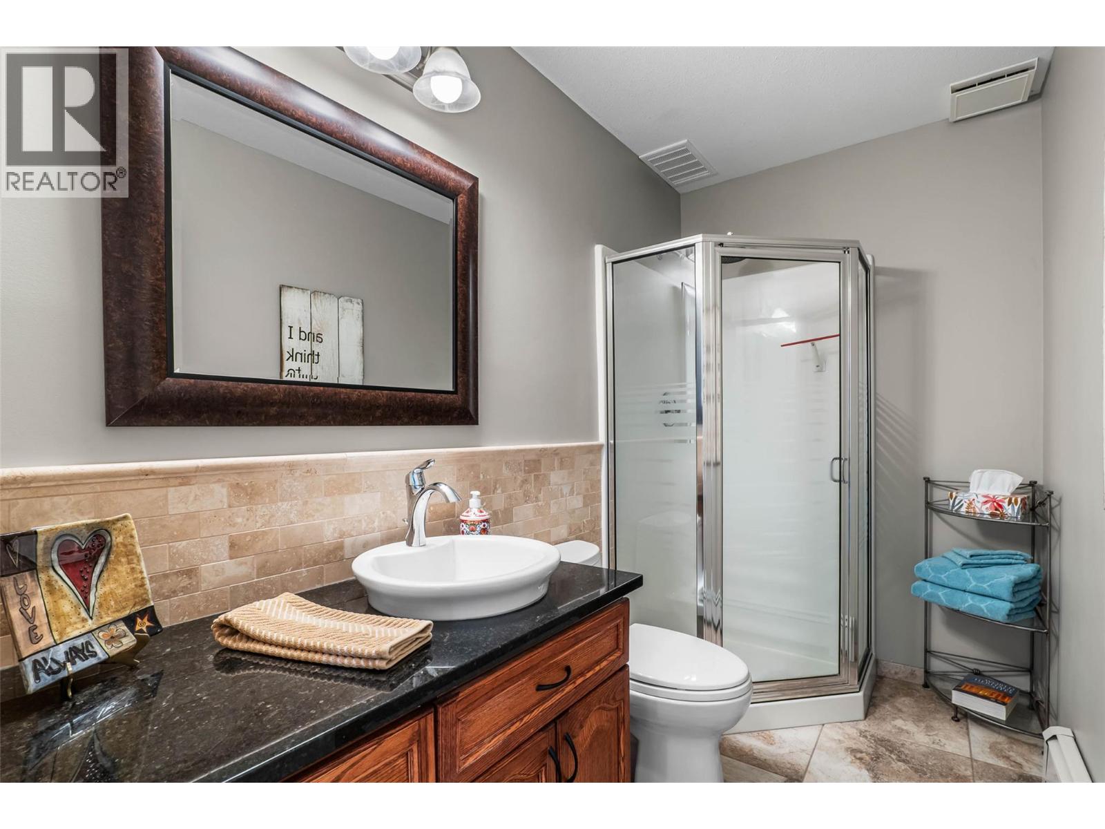 6450 Meadowland Crescent S Property Photo 39