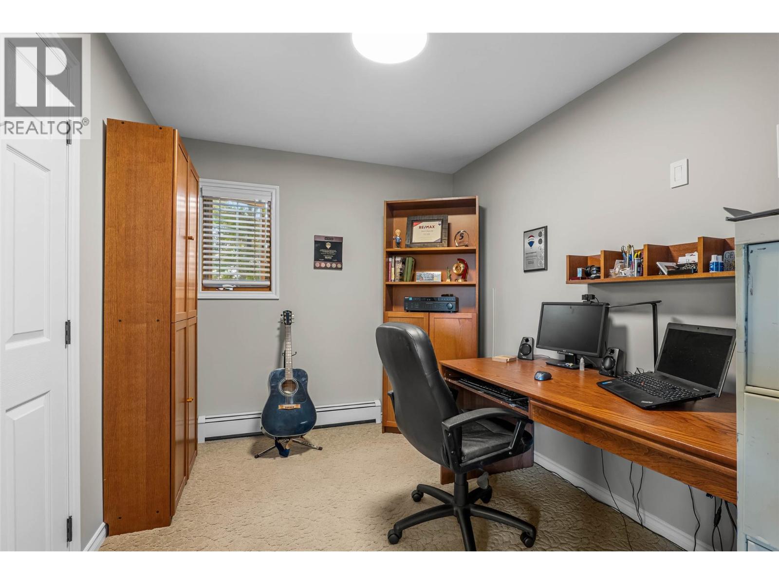 6450 Meadowland Crescent S Property Photo 40