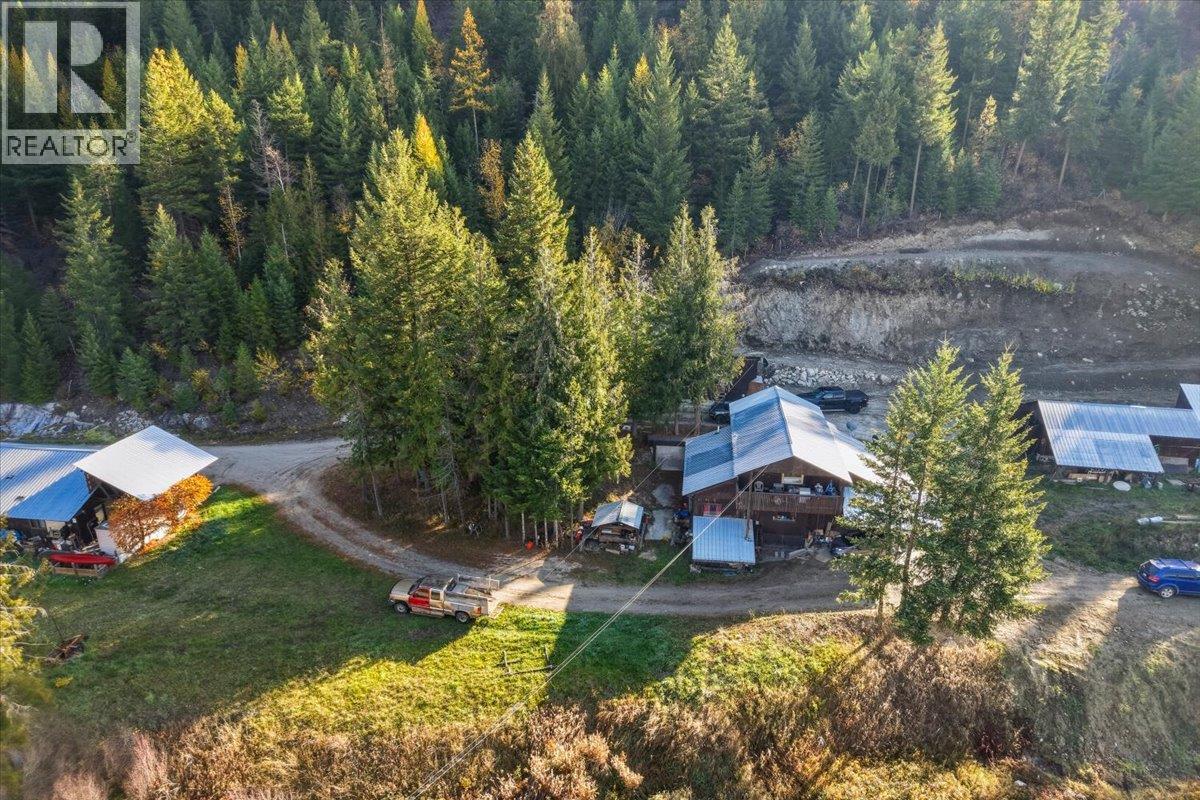 1880 Highway 6 Property Photo 1