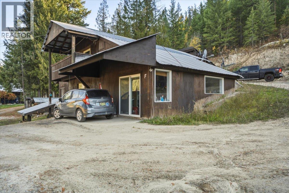1880 Highway 6 Property Photo 25