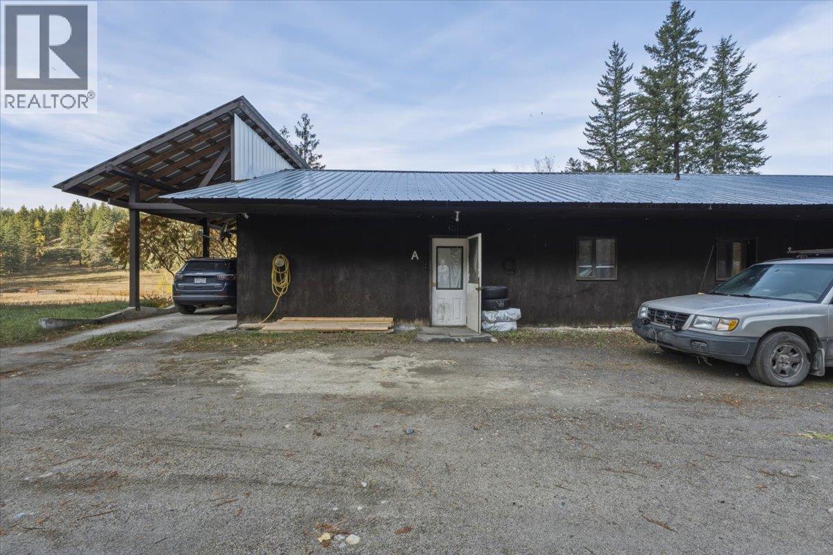 1880 Highway 6 Property Photo 29
